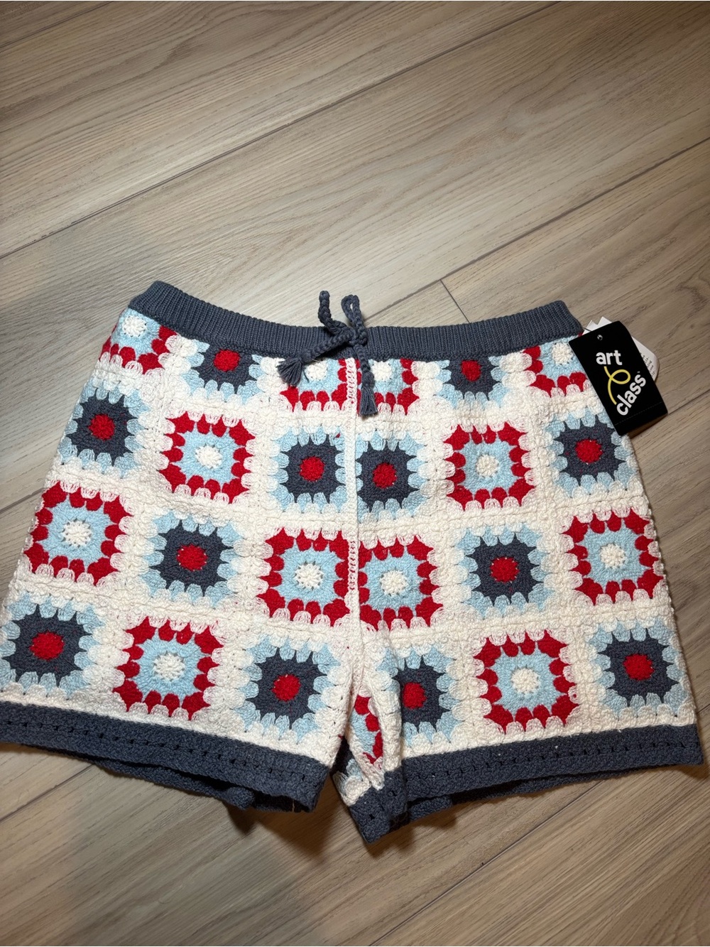 art class Crochet-Look Granny Square Shorts in Cream, Red & Blue-Grey